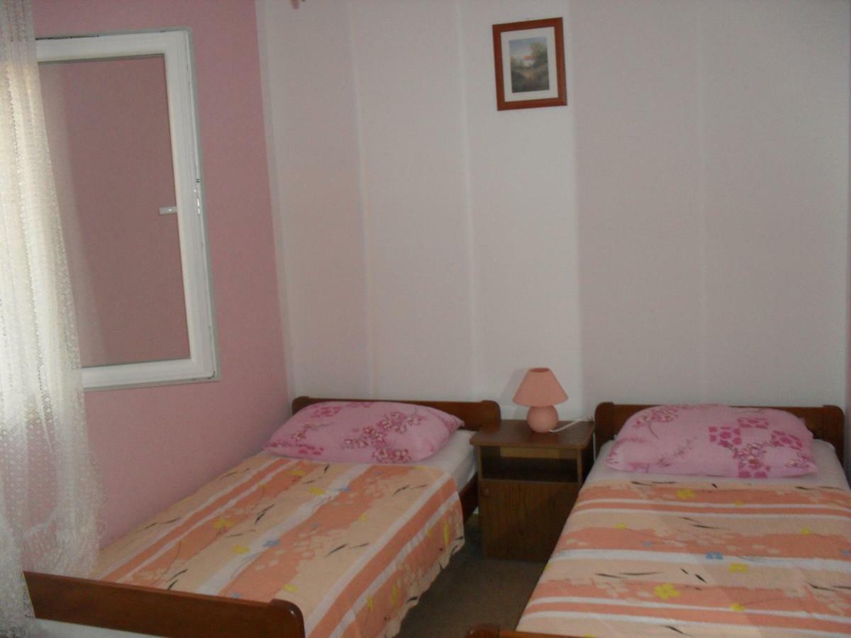 Apartment Zdenka Povljana Extérieur photo